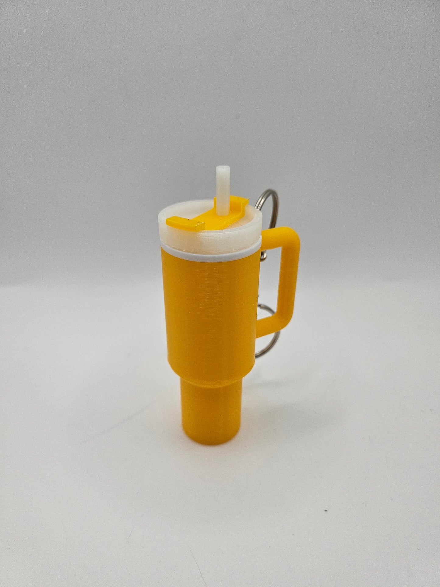 Tumbler lipbalm holder keychain