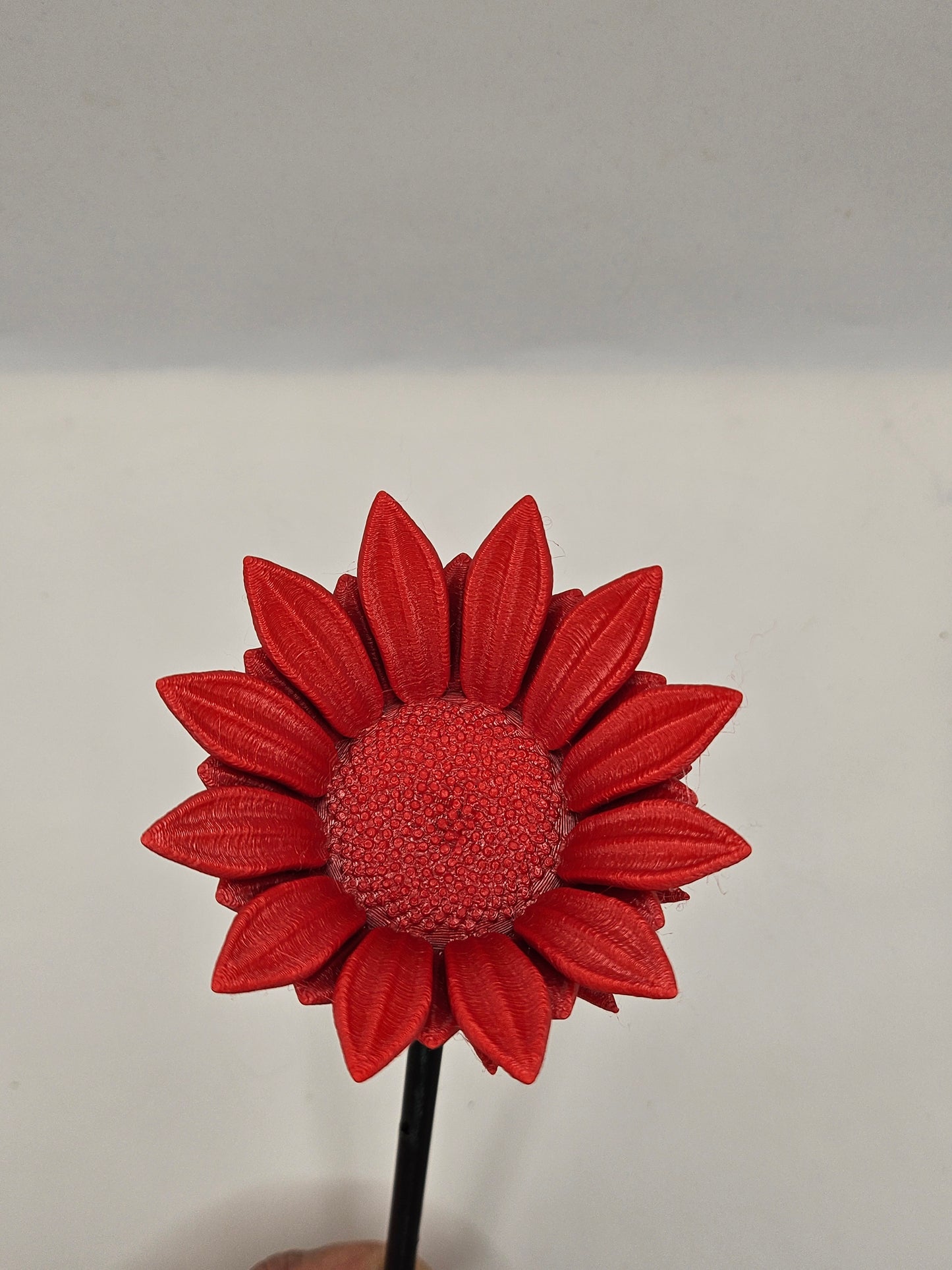 Sunflower Statues - Elegant Floral Statues with Natural Finish, Ideal for Home Decor and Gifts