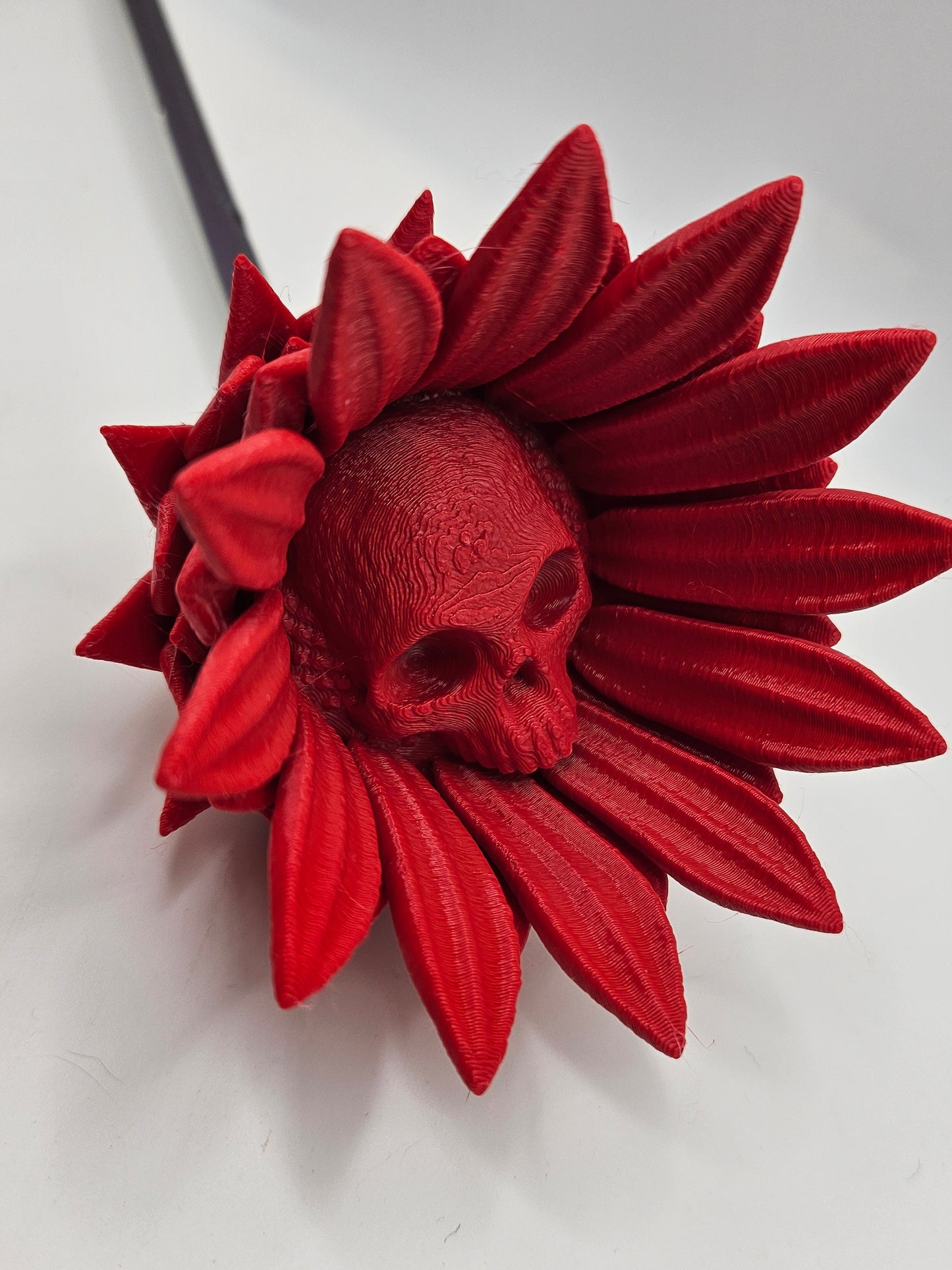 Sunflower Statues - Elegant Floral Statues with Natural Finish, Ideal for Home Decor and Gifts