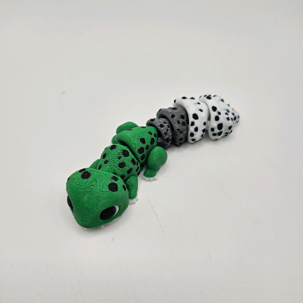 3D Printed Mini Animal Friends - Collectible Mini Figurines, Approximately 2 Inches Long, Plastic Material, Available in Various Colors