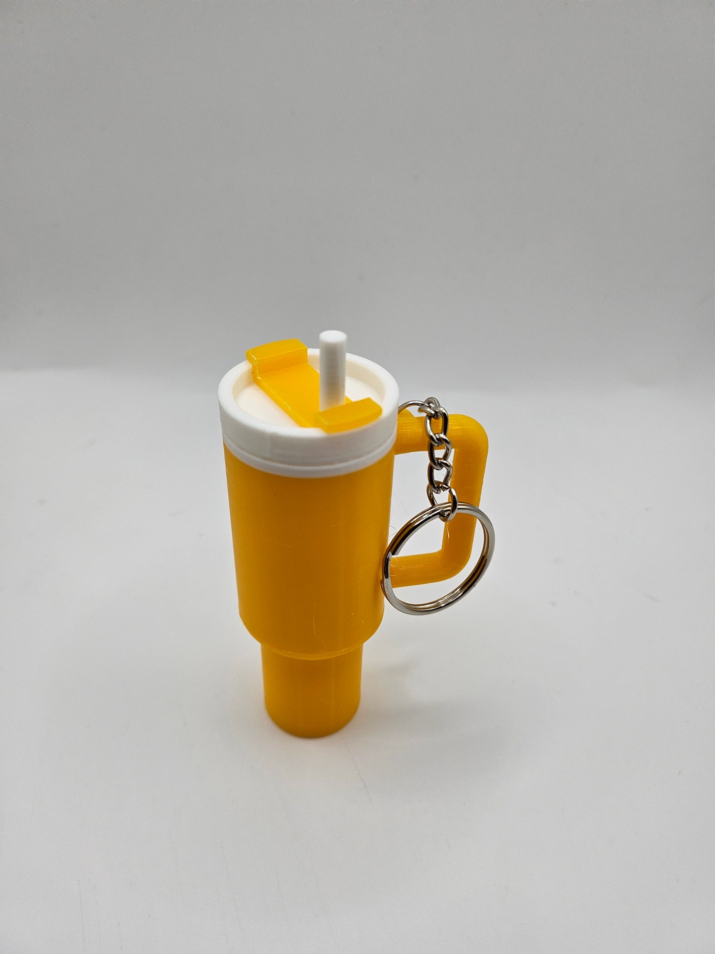 Tumbler lipbalm holder keychain